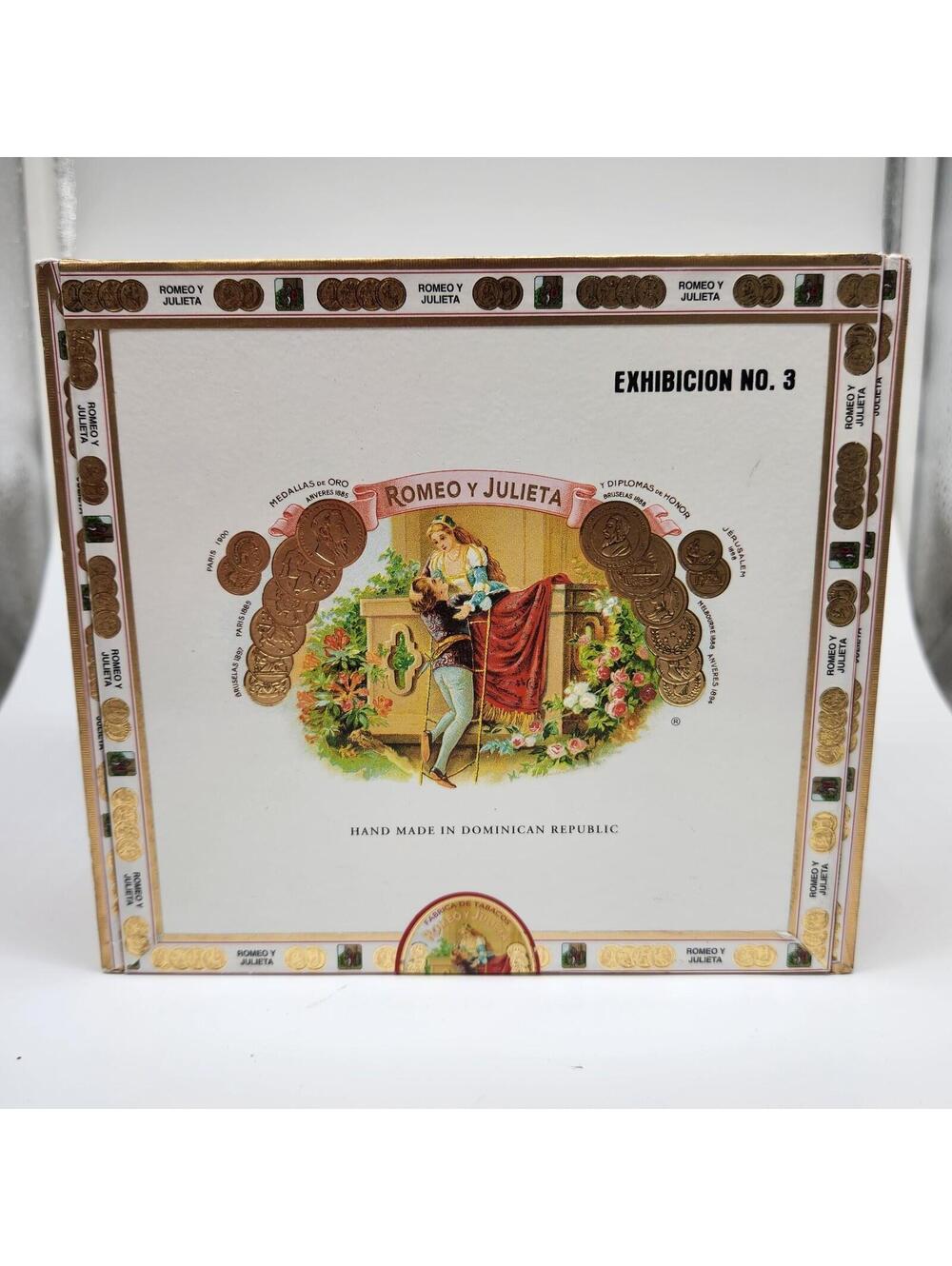 Empty Romeo Y Julieta Exhibicion No 3 Wooden Cigar Box Dominican